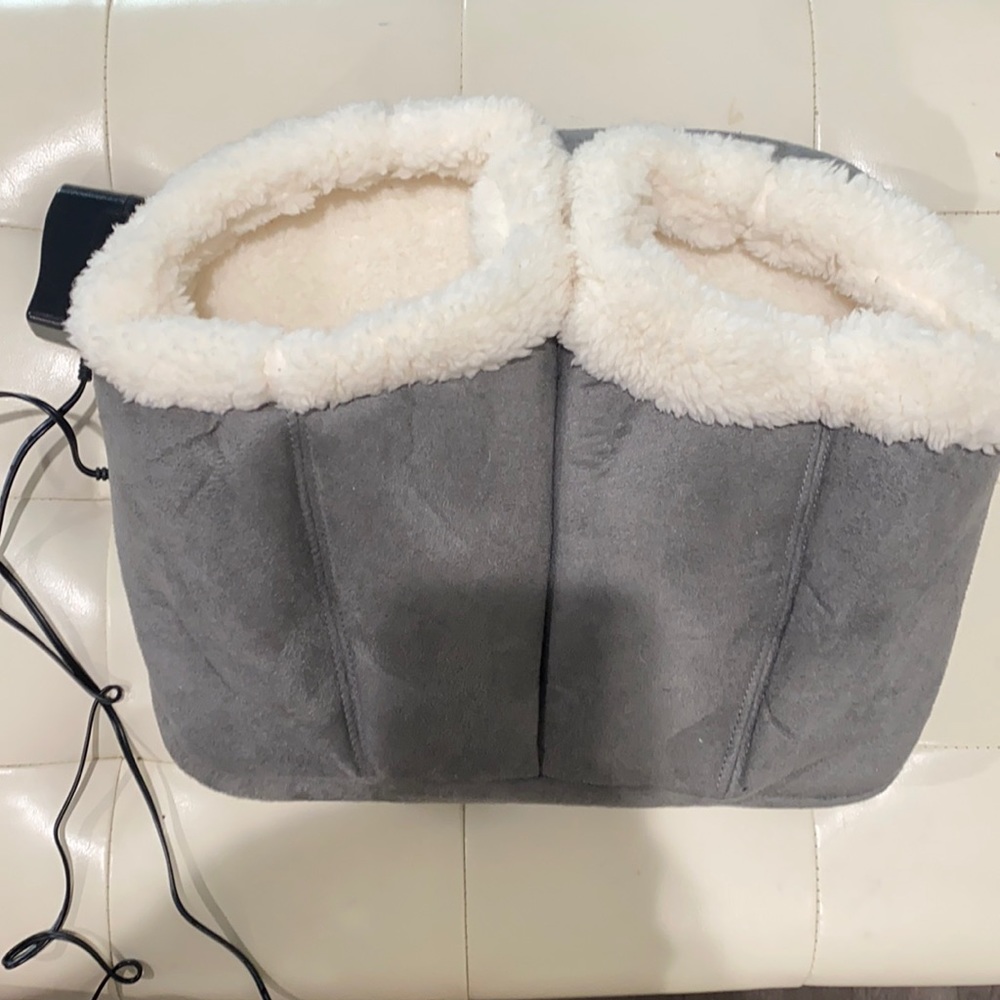 NEW SHARPER IMAGE FOOT MASSAGER AND WARMER IN GRAY - Picture 4 of 7